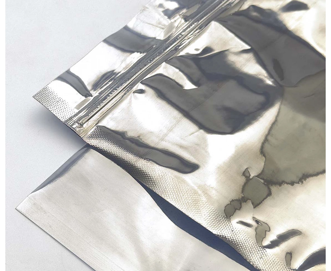 Антистатический пакет с zip-защелкой 305х406 мм